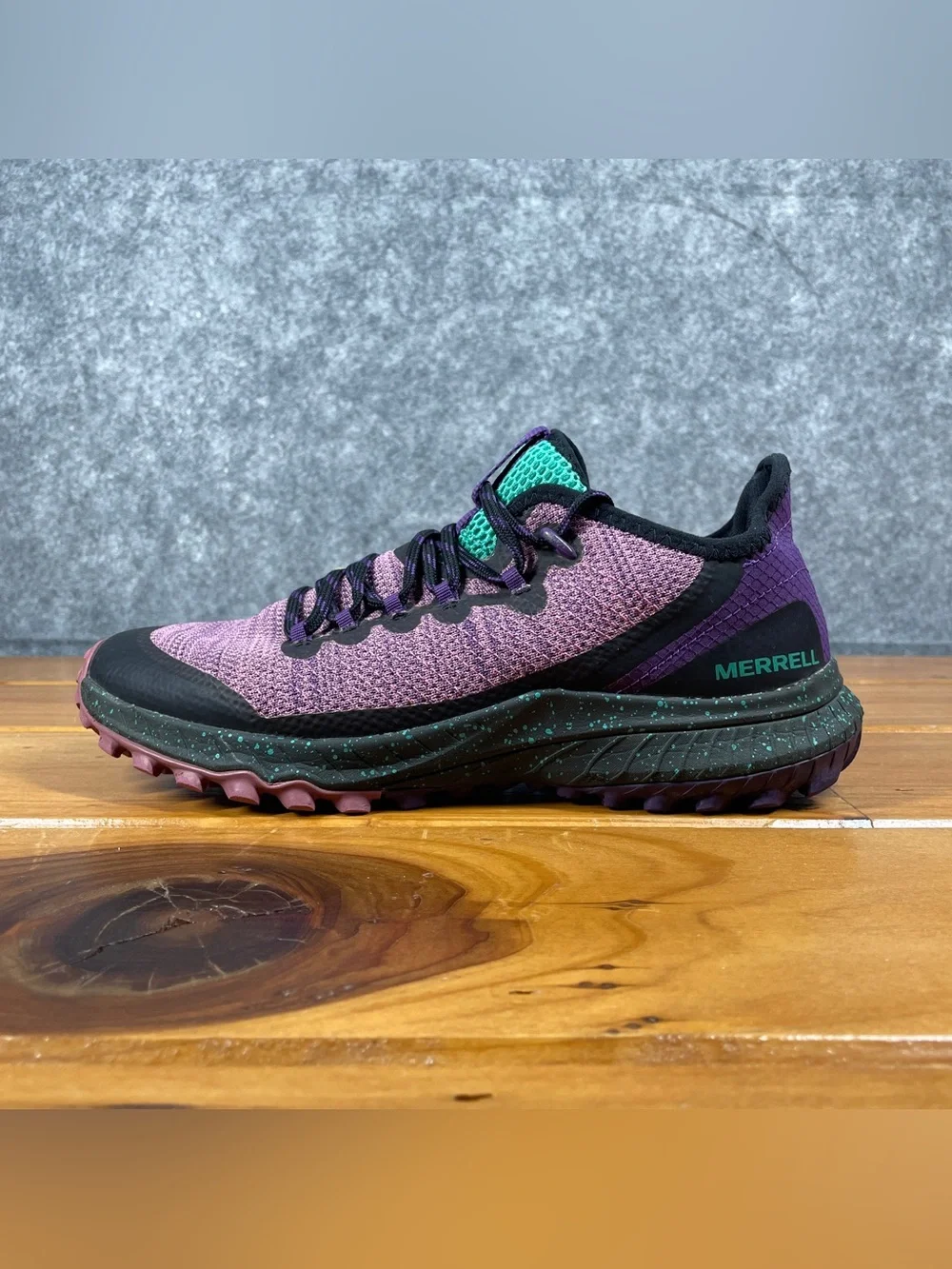 Merrell Bravada WOMENS 7.5 Purple Trail Running Hiking Shoes Gorpcore J033644